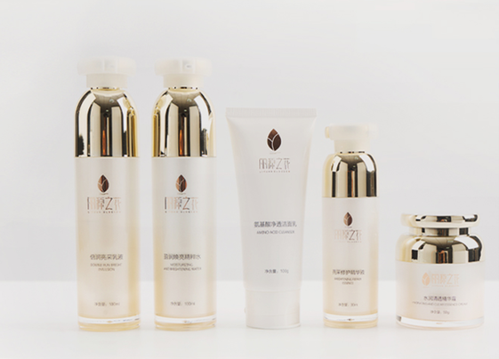 盈潤亮采護(hù)膚套盒